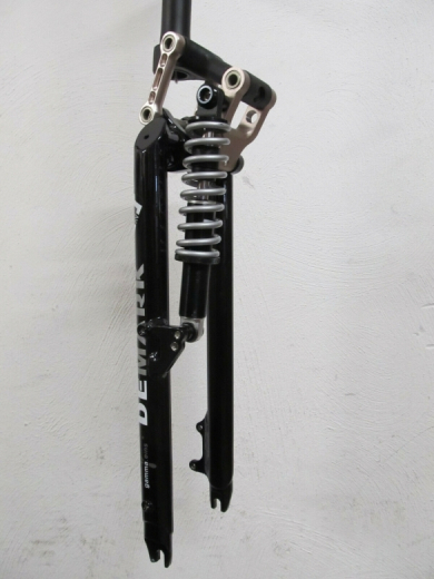 The P.O.G. Demark Gamma Eins Stahlfeder Parallelogramm Federgabel 28"